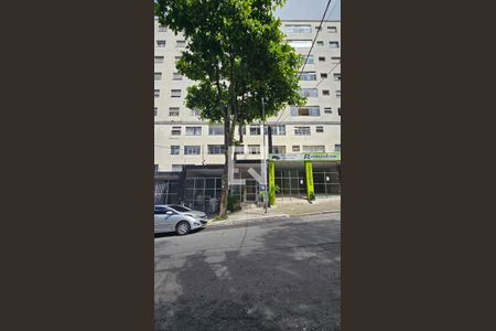 Apartamento para alugar com 70m², 2 quartos e 1 vaga