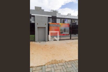 Casa à venda com 86m², 3 quartos e 2 vagasFachada