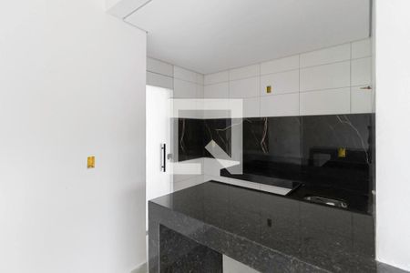 Casa à venda com 86m², 3 quartos e 2 vagasCozinha
