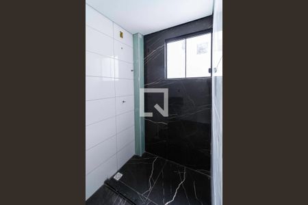 Casa à venda com 86m², 3 quartos e 2 vagasBanheiro da suíte 