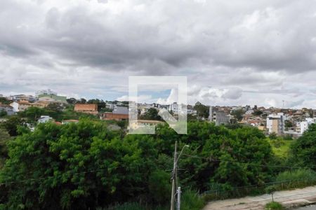 Casa à venda com 86m², 3 quartos e 2 vagasVista