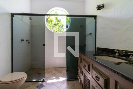 Casa à venda com 854m², 5 quartos e 8 vagas Casa à venda com 854m², 5 quartos e 8 vagasQuarto 3