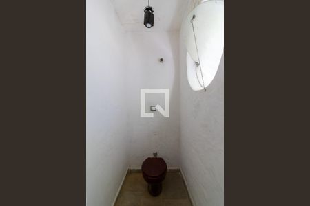 Casa à venda com 854m², 5 quartos e 8 vagas Casa à venda com 854m², 5 quartos e 8 vagasLavabo