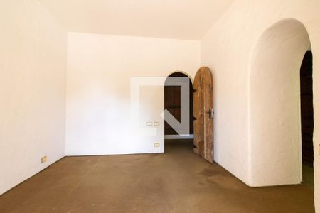 Casa à venda com 854m², 5 quartos e 8 vagas Casa à venda com 854m², 5 quartos e 8 vagasQuarto 3