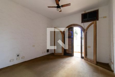 Casa à venda com 854m², 5 quartos e 8 vagas Casa à venda com 854m², 5 quartos e 8 vagasQuarto 1
