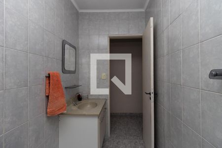 Casa à venda com 221m², 3 quartos e 2 vagasBanheiro 3