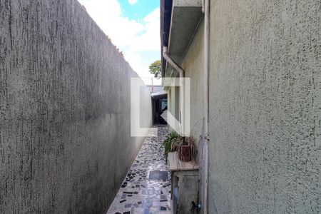 Casa à venda com 221m², 3 quartos e 2 vagasCorredor Externo