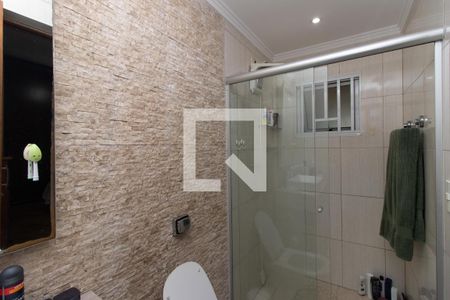 Casa à venda com 221m², 3 quartos e 2 vagasBanheiro da Suíte 1