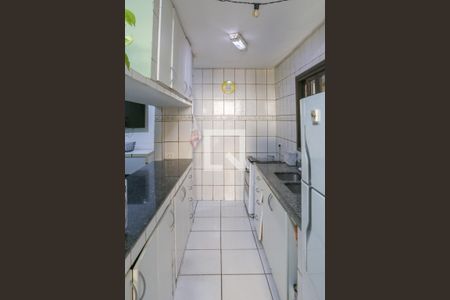 Casa à venda com 120m², 4 quartos e sem vaga Casa à venda com 120m², 4 quartos e sem vagaCozinha