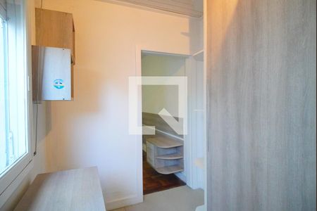 Closet Quarto 1 de apartamento para alugar com 2 quartos, 65m² em Navegantes, Porto Alegre