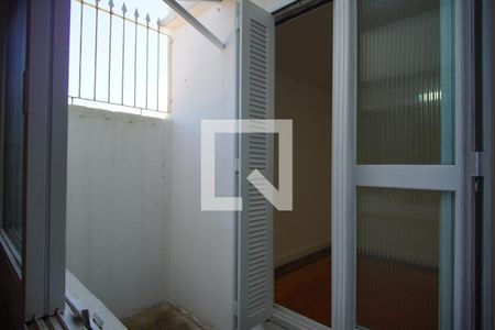 Vista Closet Quarto 1 de apartamento para alugar com 2 quartos, 65m² em Navegantes, Porto Alegre