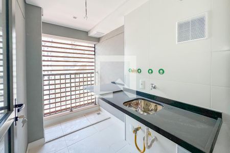 Apartamento à venda com 118m², 3 quartos e 2 vagas Apartamento à venda com 118m², 3 quartos e 2 vagasÁrea de Serviço