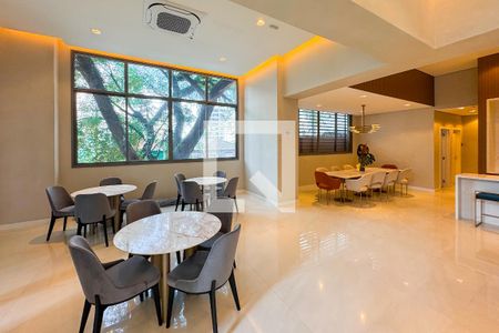 Apartamento à venda com 118m², 3 quartos e 2 vagas Apartamento à venda com 118m², 3 quartos e 2 vagasSalão de Festas