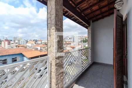 Casa à venda com 195m², 4 quartos e 3 vagas Casa à venda com 195m², 4 quartos e 3 vagasÁrea Externa