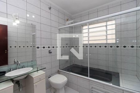 Casa à venda com 195m², 4 quartos e 3 vagas Casa à venda com 195m², 4 quartos e 3 vagasBanheiro da Suíte