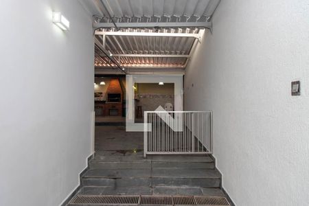 Casa à venda com 195m², 4 quartos e 3 vagas Casa à venda com 195m², 4 quartos e 3 vagasQuintal