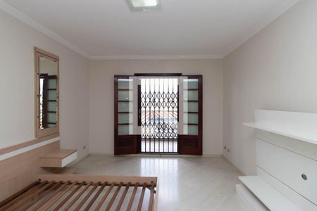 Casa à venda com 195m², 4 quartos e 3 vagas Casa à venda com 195m², 4 quartos e 3 vagasSuíte