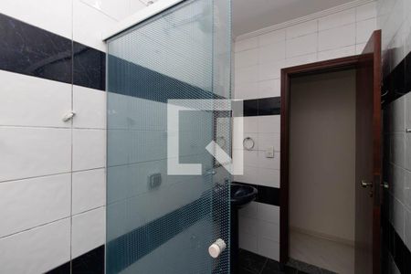 Casa à venda com 195m², 4 quartos e 3 vagas Casa à venda com 195m², 4 quartos e 3 vagasBanheiro Social