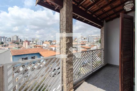 Casa à venda com 195m², 4 quartos e 3 vagas Casa à venda com 195m², 4 quartos e 3 vagasÁrea Externa