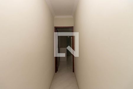 Casa à venda com 195m², 4 quartos e 3 vagas Casa à venda com 195m², 4 quartos e 3 vagasCorredor dos Quartos