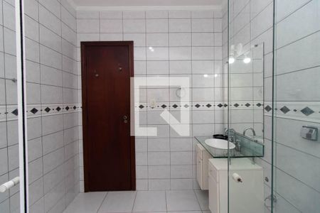 Casa à venda com 195m², 4 quartos e 3 vagas Casa à venda com 195m², 4 quartos e 3 vagasBanheiro da Suíte
