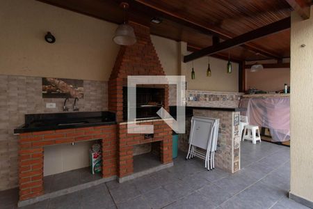 Casa à venda com 195m², 4 quartos e 3 vagas Casa à venda com 195m², 4 quartos e 3 vagasChurrasqueira