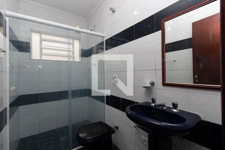 Casa à venda com 195m², 4 quartos e 3 vagas Casa à venda com 195m², 4 quartos e 3 vagasBanheiro Social