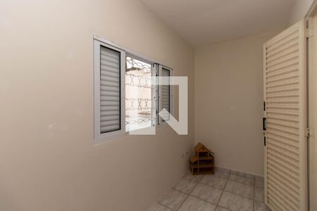 Casa à venda com 195m², 4 quartos e 3 vagas Casa à venda com 195m², 4 quartos e 3 vagasQuarto 1