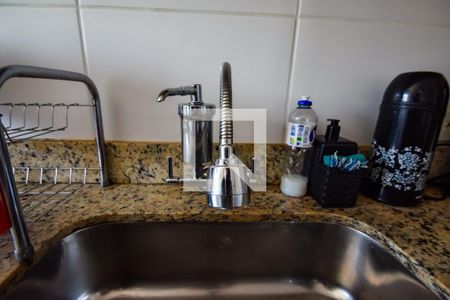 Apartamento à venda com 60m², 2 quartos e 1 vagaCozinha - Torneira