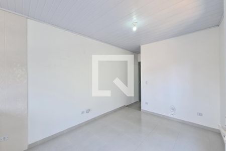 Sala de casa para alugar com 1 quarto, 45m² em Parque Santa Madalena, São Paulo