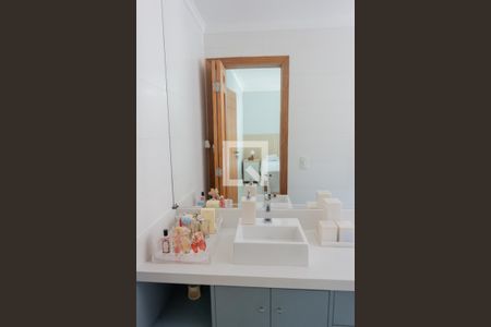 Casa à venda com 206m², 3 quartos e 2 vagasSuite Quarto 2