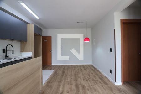 Apartamento para alugar com 70m², 2 quartos e 1 vagaSala