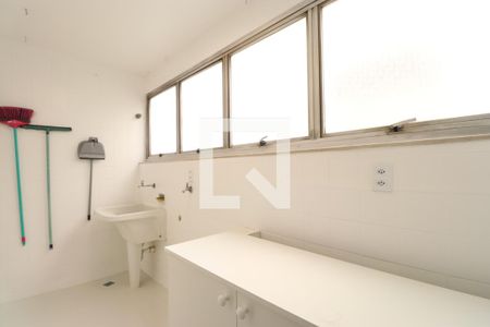 Apartamento para alugar com 121m², 3 quartos e 1 vagaÁrea de Serviço