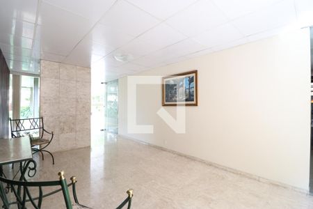 Apartamento para alugar com 121m², 3 quartos e 1 vagaHall