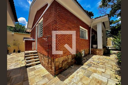 Casa para alugar com 300m², 3 quartos e 2 vagas Casa para alugar com 300m², 3 quartos e 2 vagasQuintal