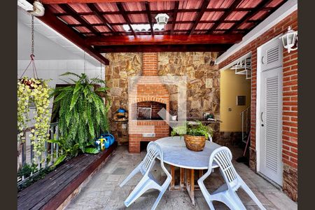 Casa para alugar com 300m², 3 quartos e 2 vagas Casa para alugar com 300m², 3 quartos e 2 vagasChurrasqueira