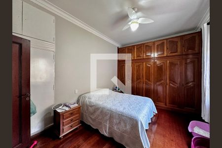 Casa para alugar com 300m², 3 quartos e 2 vagas Casa para alugar com 300m², 3 quartos e 2 vagasSuíte