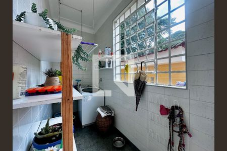 Casa para alugar com 300m², 3 quartos e 2 vagas Casa para alugar com 300m², 3 quartos e 2 vagasÁrea de Serviço