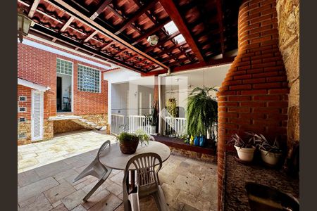 Casa para alugar com 300m², 3 quartos e 2 vagas Casa para alugar com 300m², 3 quartos e 2 vagasChurrasqueira