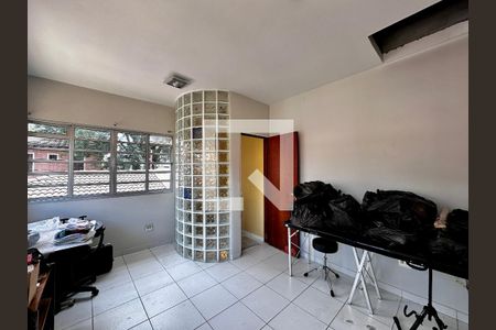 Casa para alugar com 300m², 3 quartos e 2 vagas Casa para alugar com 300m², 3 quartos e 2 vagasEscritório