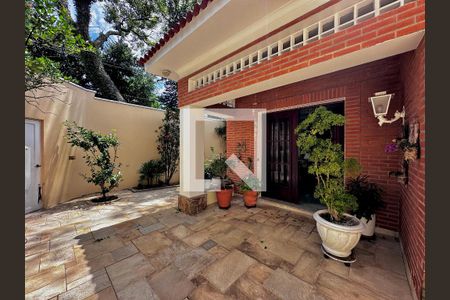 Casa para alugar com 300m², 3 quartos e 2 vagas Casa para alugar com 300m², 3 quartos e 2 vagasEntrada