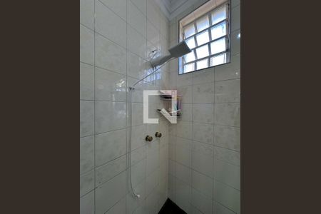 Casa para alugar com 300m², 3 quartos e 2 vagas Casa para alugar com 300m², 3 quartos e 2 vagasBanheiro Suíte