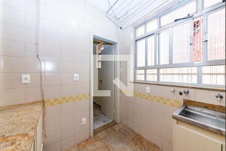 Apartamento para alugar com 120m², 3 quartos e 1 vagaÁrea de Serviço