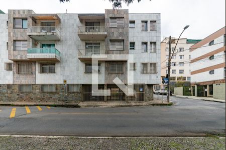 Apartamento para alugar com 120m², 3 quartos e 1 vagaFachada