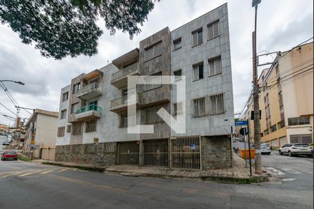 Apartamento para alugar com 120m², 3 quartos e 1 vagaFachada