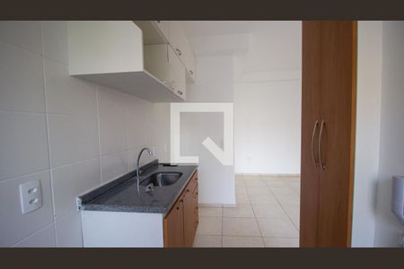 Cozinha de apartamento para alugar com 2 quartos, 51m² em Barra Olímpica, Rio de Janeiro