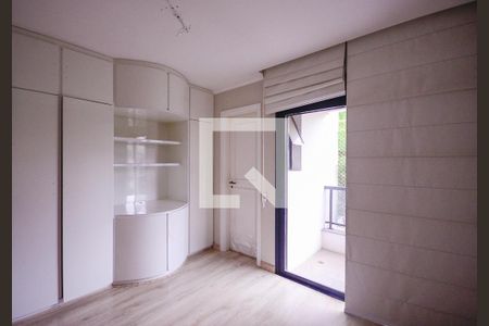Apartamento à venda com 184m², 4 quartos e 3 vagasQuarto 3 - Suite 
