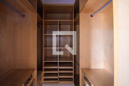 Apartamento à venda com 184m², 4 quartos e 3 vagasQuarto 4 - Suite 