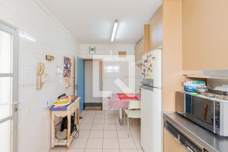 Apartamento para alugar com 215m², 4 quartos e 2 vagasCozinha