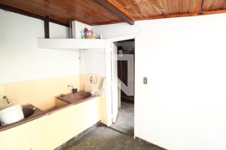 Casa para alugar com 300m², 3 quartos e 4 vagasÁrea de Serviço